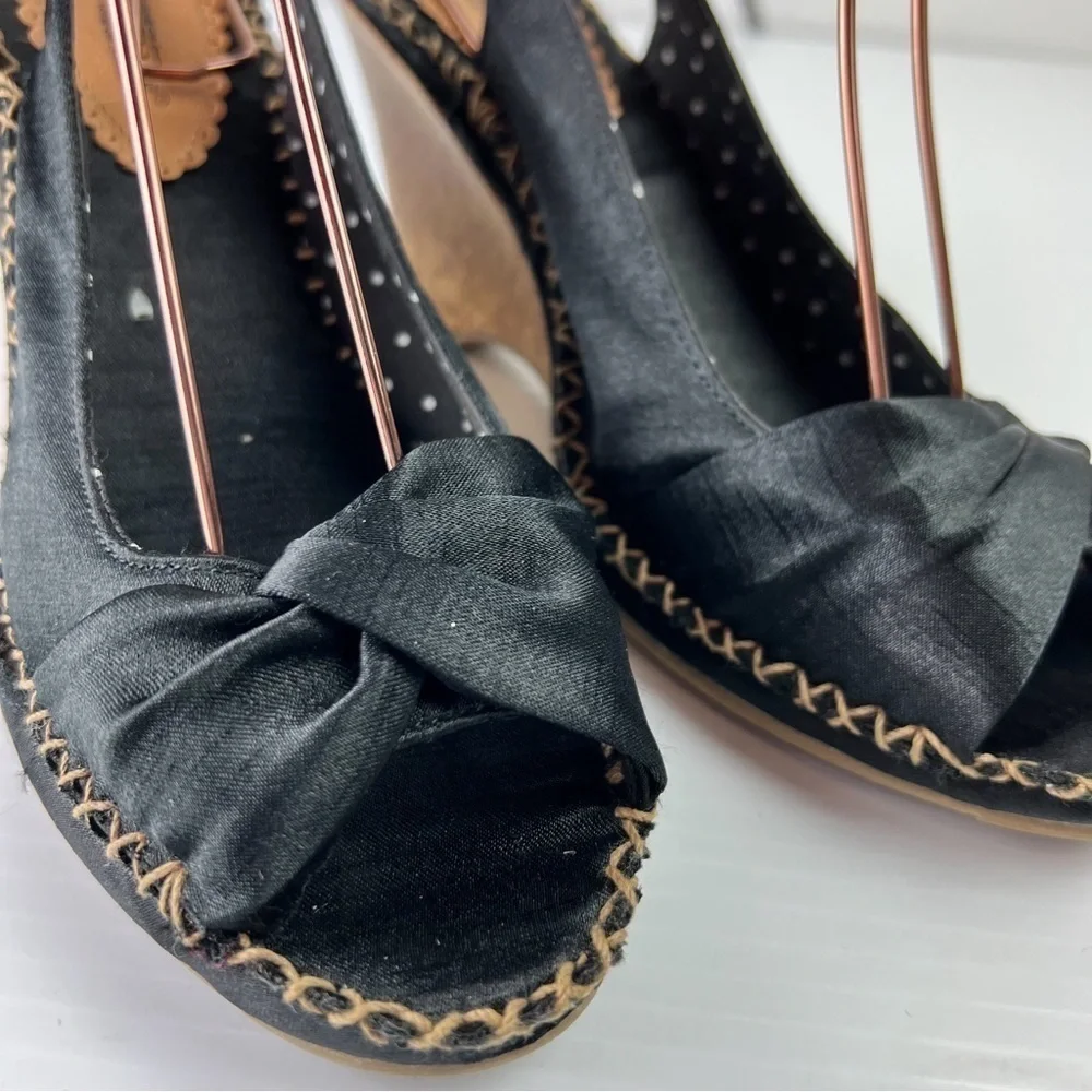 Seychelles SINGAPORE Sandals Womens 8 Cork Wedge Heel Slingback Peep Toe Black